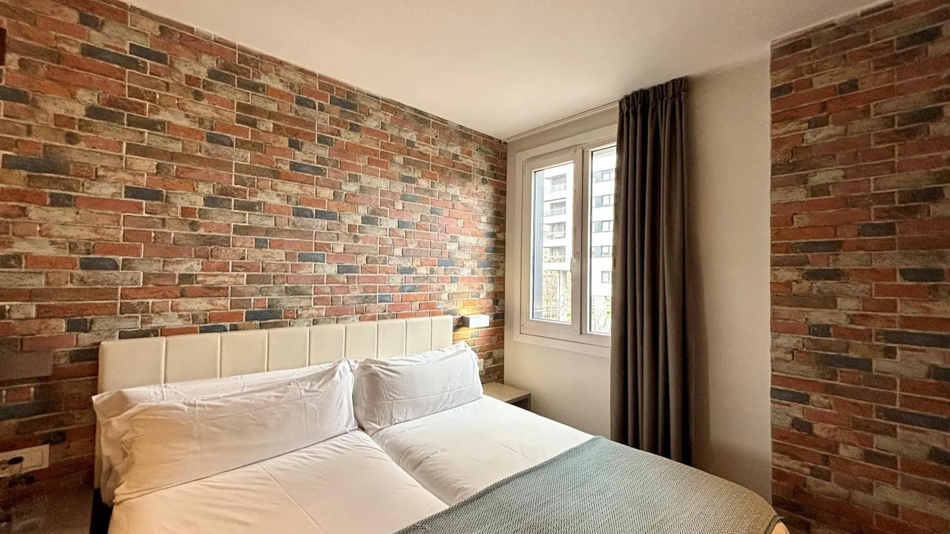Colectia Hotel Urumea San Sebastian Spain
