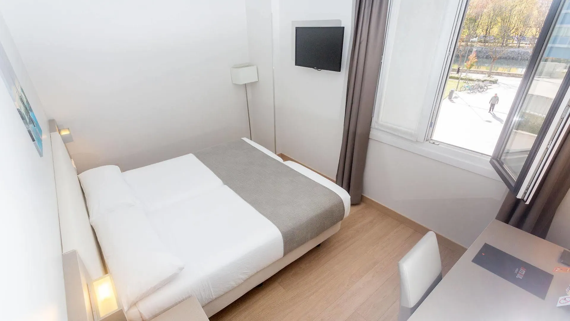 Hotel Casual del Jazz San Sebastián 2*,  Spagna