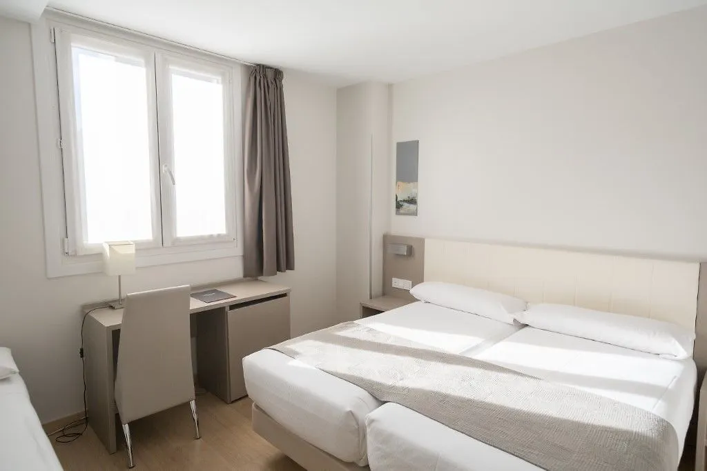 Colectia Hotel Urumea San Sebastian 2*,  Spain